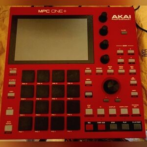 AKAI PROFESSIONAL MPC ONE+ (open box)